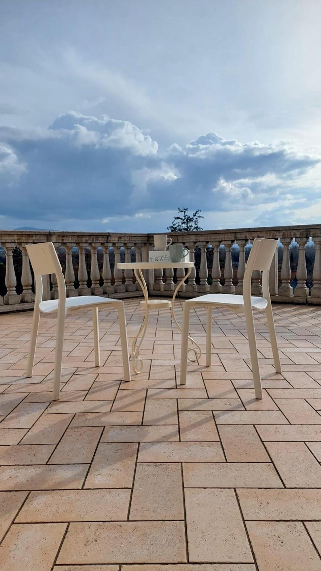 La Casa Del Mago Camere E Appartamenti Pissignano Extérieur photo
