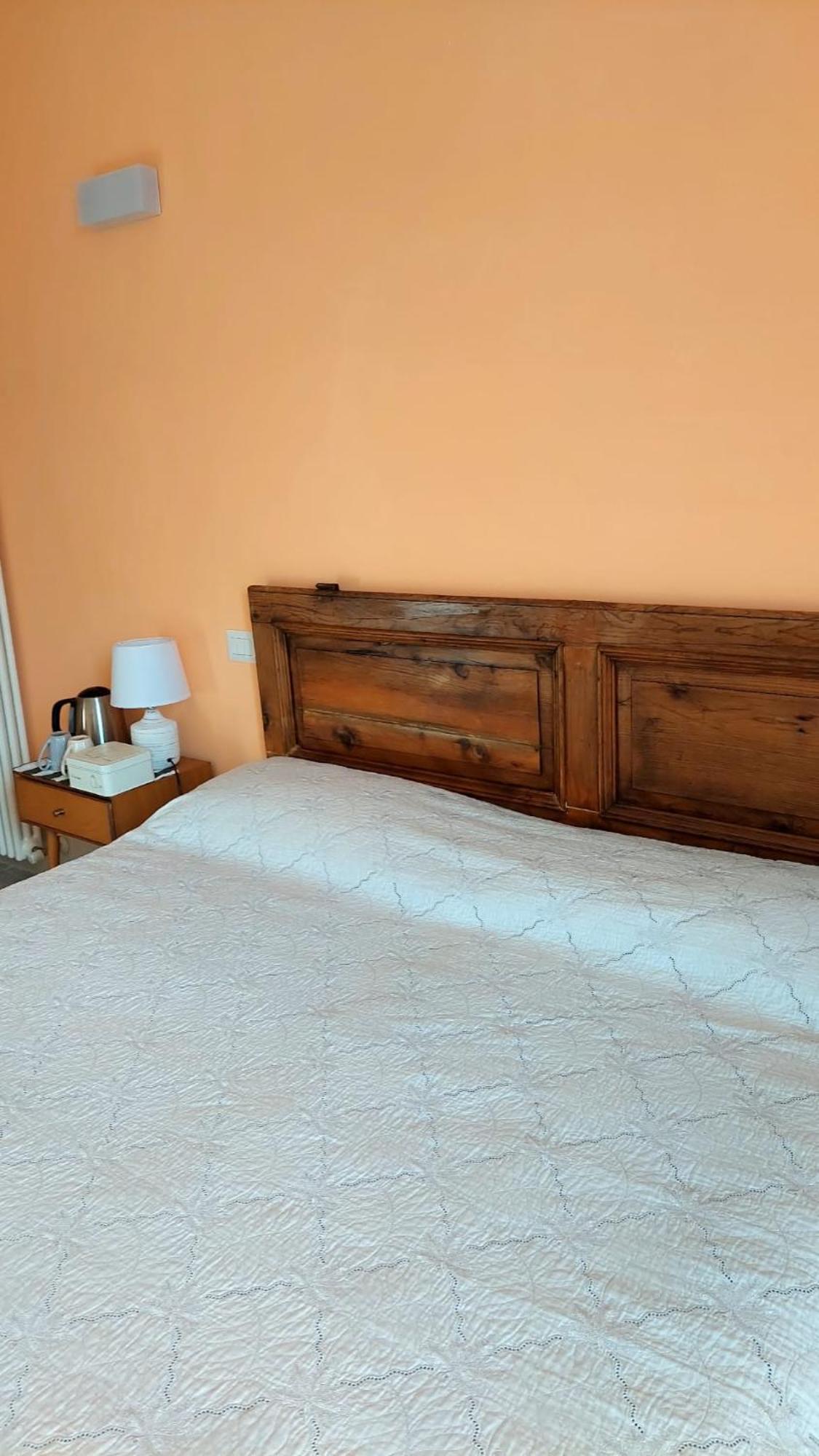 La Casa Del Mago Camere E Appartamenti Pissignano Extérieur photo